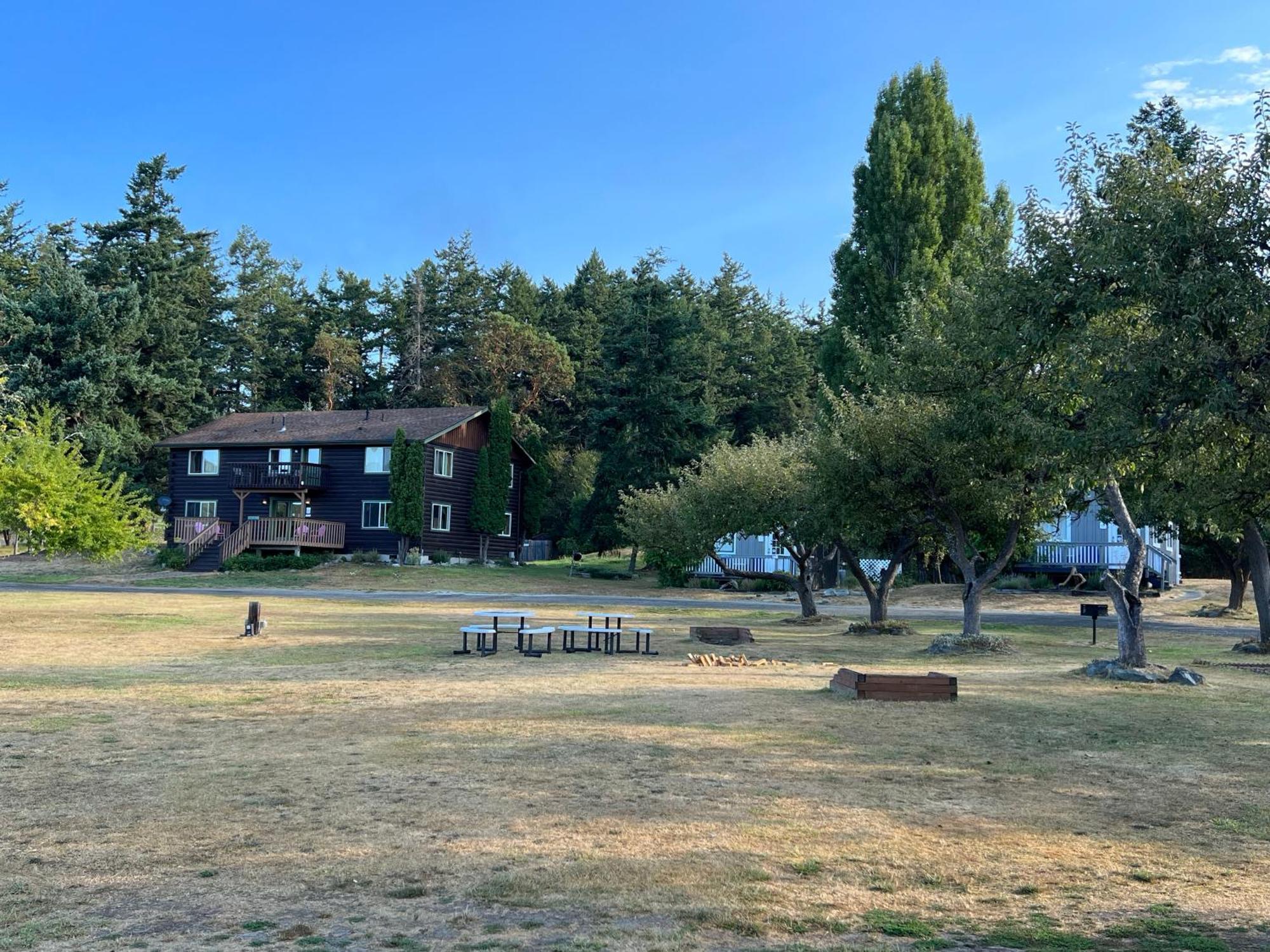 Deer Harbor Inn Exterior photo